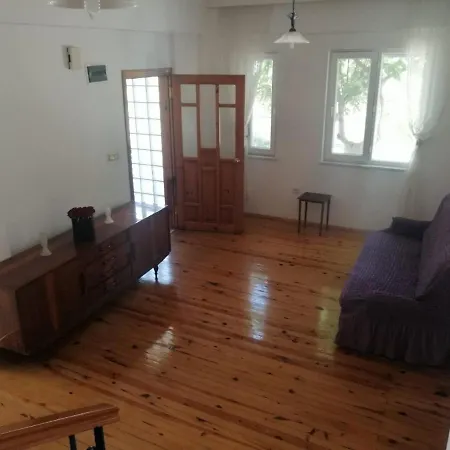 Side, Antalya Sahilde Deniz Manzarali Sahane * シダ